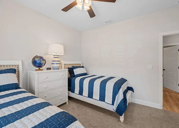 Spacious 4br Near Midtown & Fsu Casa de férias *