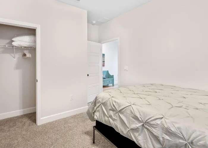 Spacious 4br Near Midtown & Fsu Casa de férias Tallahassee